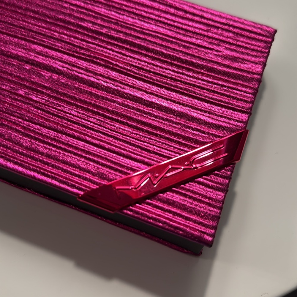 Mac Cosmetics Metallic Pink Empty Case